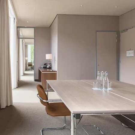 Hotel Leonardo 4*