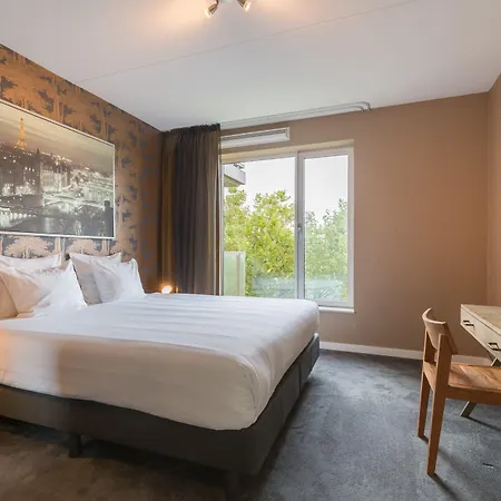 Leonardo فندق بابيندريخت