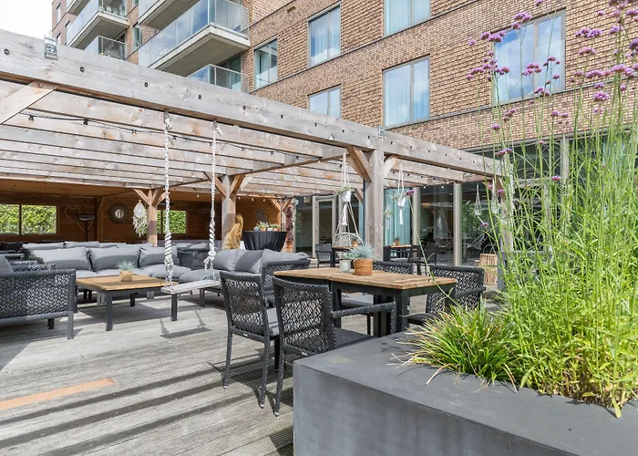 Leonardo 4* بابيندريخت