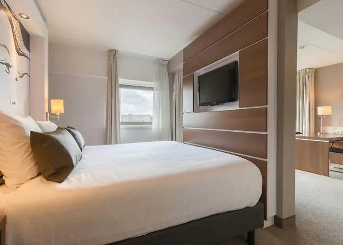 Leonardo 4* بابيندريخت