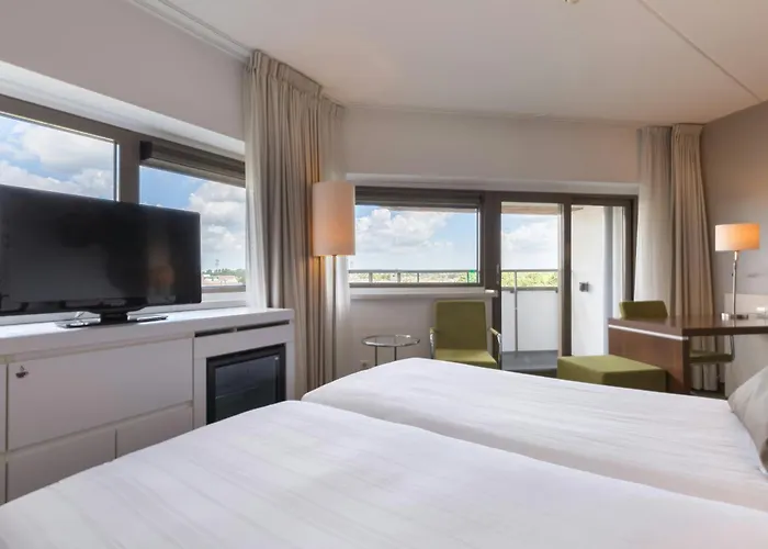 Leonardo 4* بابيندريخت